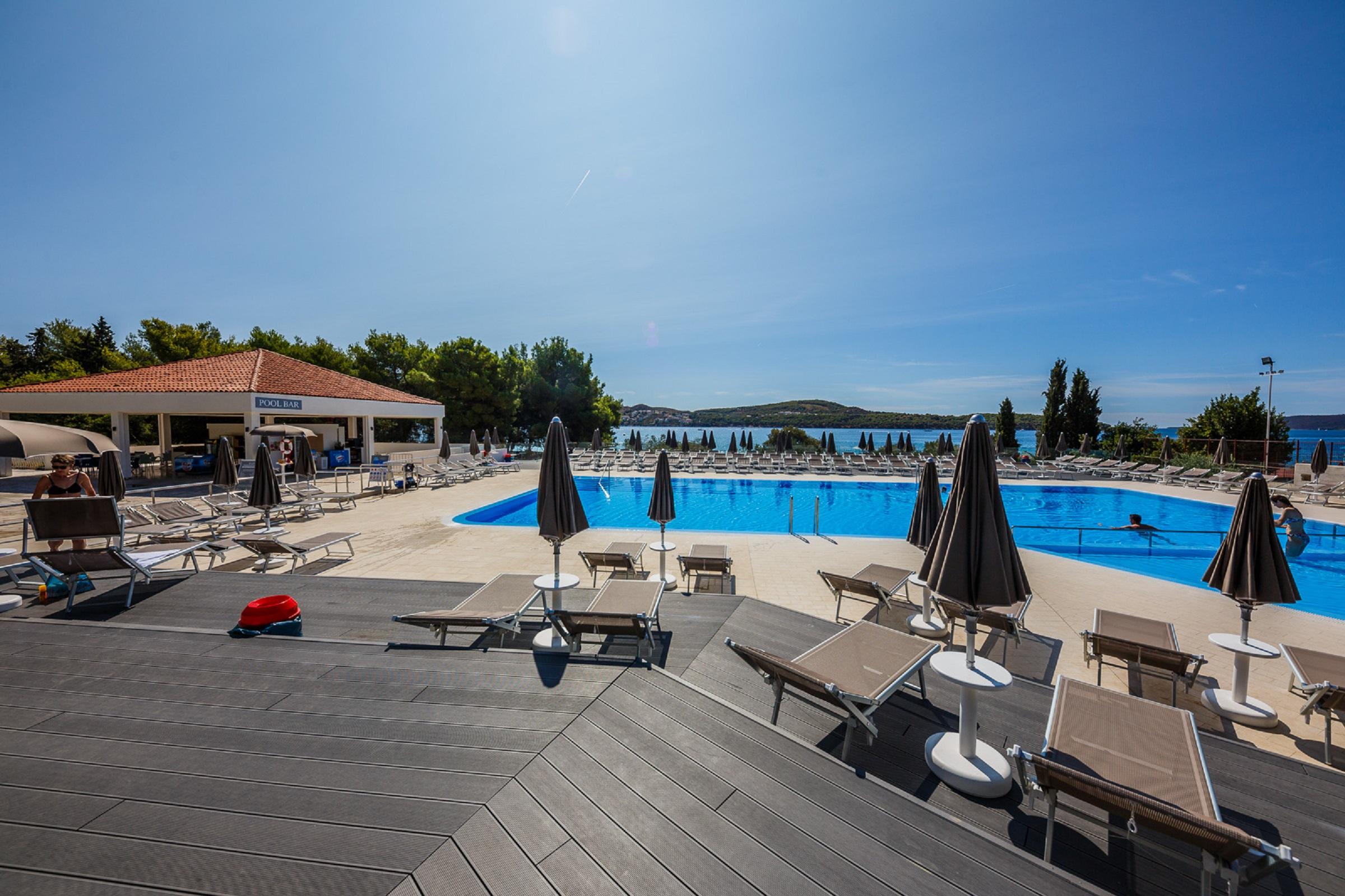 Hotel Medena Seget Donji ภายนอก รูปภาพ